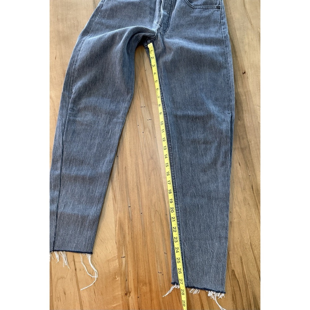 Vintage Levis 701 Womens Student Fit Charcoal Textured Tag 28x34 Actual 26x27 - Picture 15 of 15